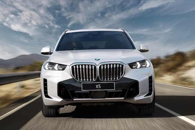 Bagaimana Merawat BMW Anda? BMW car care tips for maintaining its appearance inside and out.