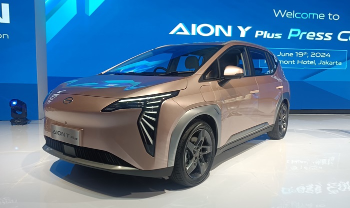GAC Aion Y Plus electric vehicle displayed on stage during a press conference in Jakarta on June 19th, 2024.