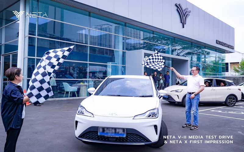 PT NETA Auto Indonesia (NETA) has organized an event for a Media Test Drive in Jakarta, inviting media representatives to experience the advanced features of the NETA V-II electric SUV.