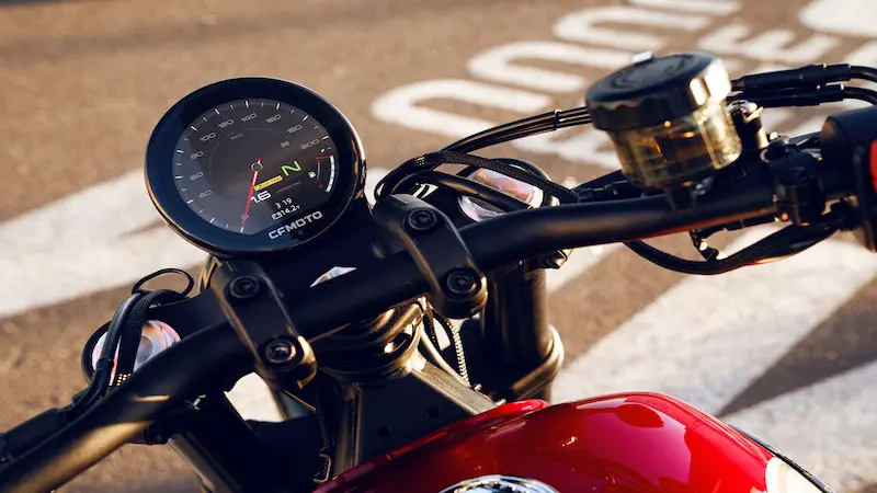 CFMoto-CLC450-Infotainment-autoini