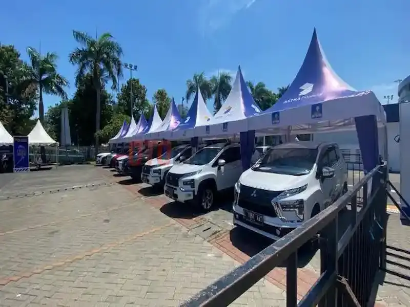Feel the Sensation of Driving Your Dream Car at GIIAS Surabaya Test Drive of your Dream Car at GIIAS Surubaya