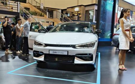 KIA EV6 at GIIAS2024 autoini