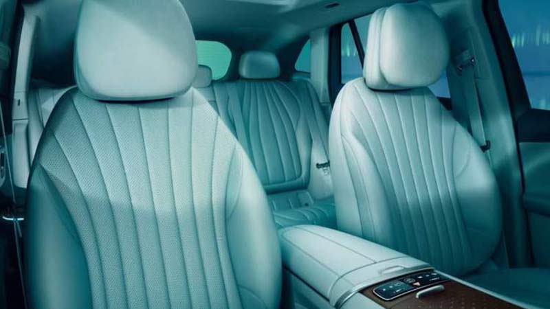 Rear passenger seating area of a Mercedes-Benz EQS SUV
