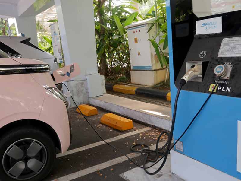 Wuling Plans to Establish 100 DC Charging Stations