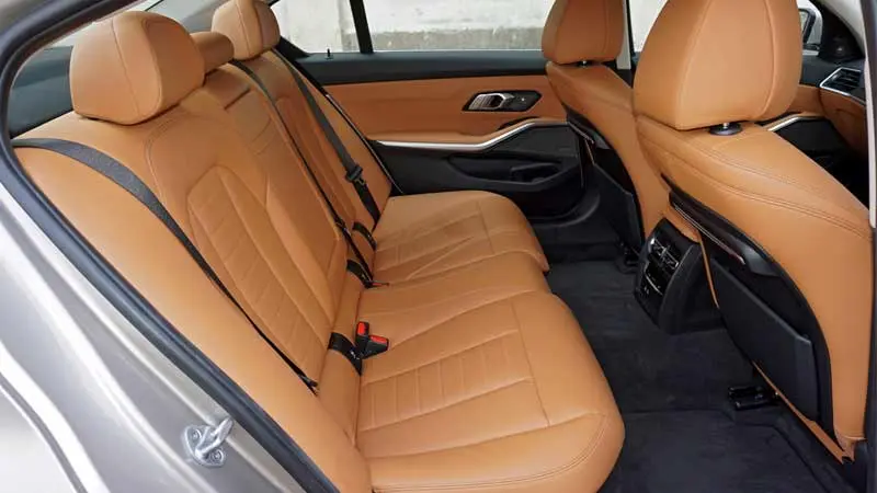 BMW-330i-Touring-M-Sport-Seat-Comfort-Indonesia-autoini