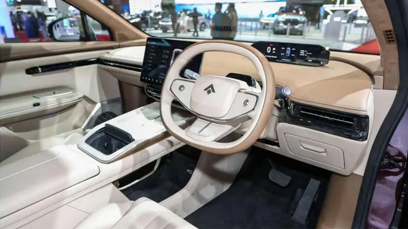 GAC-Aion-Hyptec-HT-Interior-Dashboard-Infotainment-Indonesia-autoini