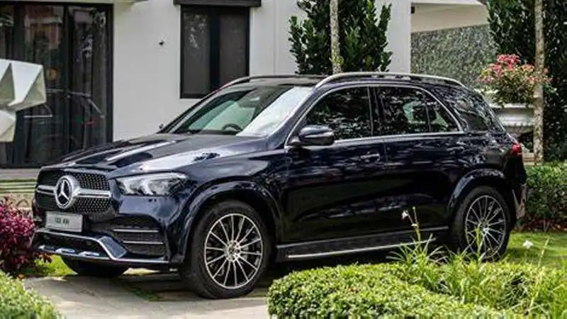Mercedes-Benz-GLE-450-4MATIC-AMG-Line-Indonesia-autoini
