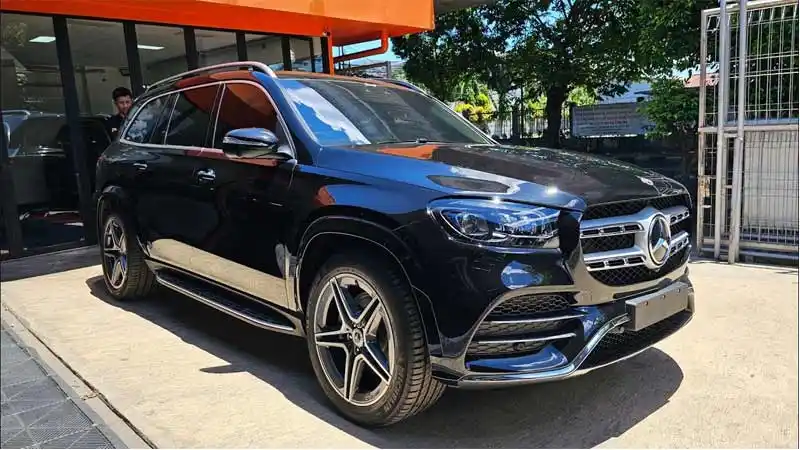 Mercedes-Benz-GLS-450-4MATIC-AMG-Line-Indonesia-autoini