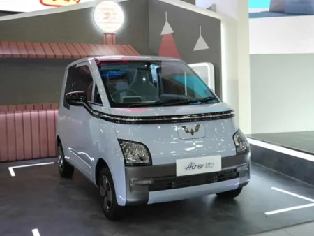 Wuling Air EV Lite Long Range launched in Indonesia.