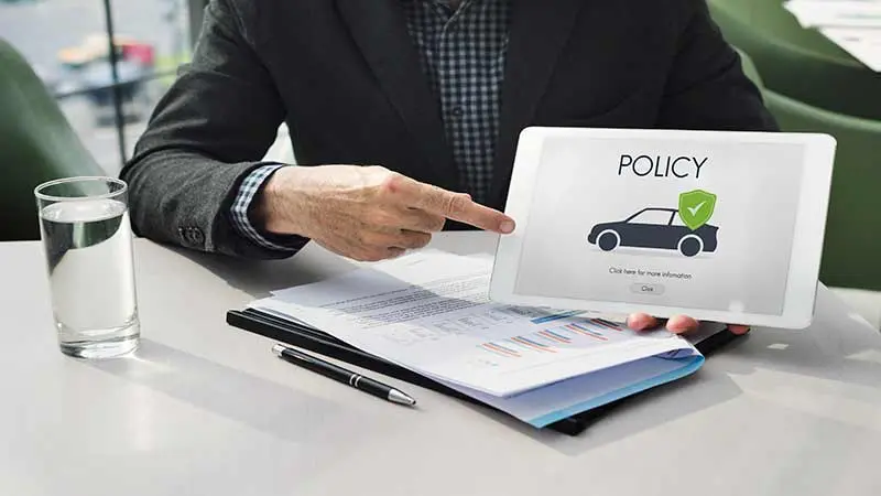 car-auto-motor-insurance-reimbursement-vehicle-concept-Indonesia-autoini