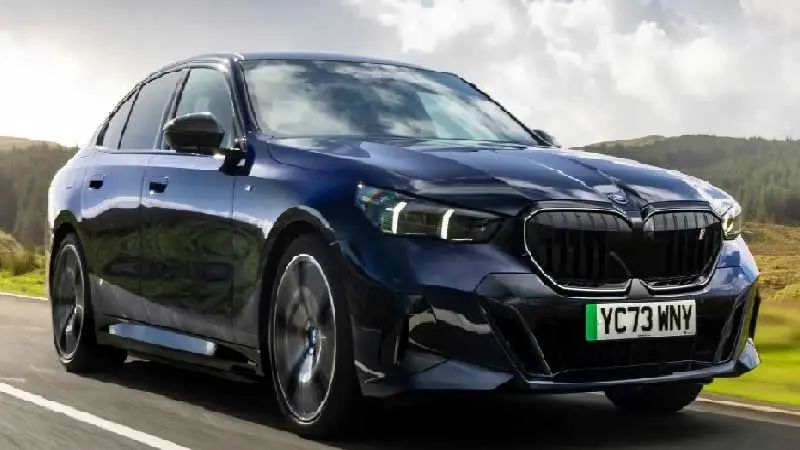 BMW-i5-eDrive40M-Indonesia-autoini