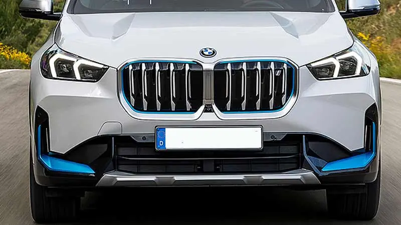 BMW-iX1-Exterior-Indonesia-autoini