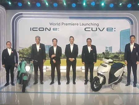 Honda Motor launches Two New Scooter ICON e and CUV E in Indonesia