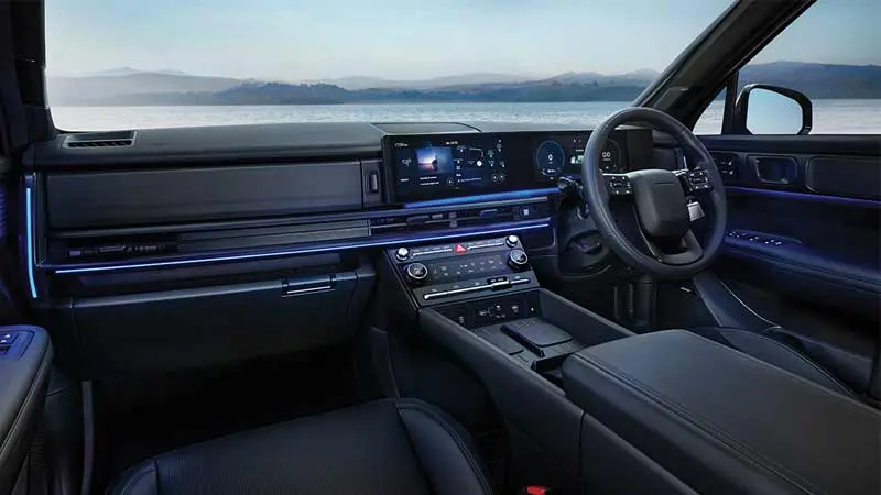 Hyundai Santa FE 2024 interior Indonesia autoini