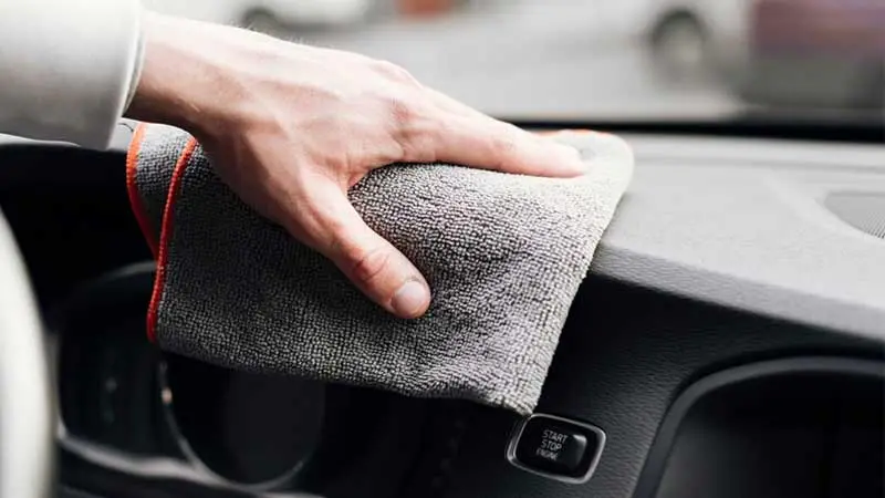 Use a Microfiber Cloth for Dusting Indonesia autoini