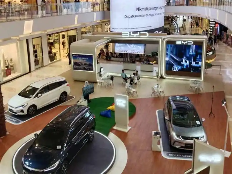 BYD Organized Mall-to-Mall Exhibitions in Medan and Semarang, Indonesia BYD Mall-to-Mall exhibitions in Medan and Semarang, Indonesia