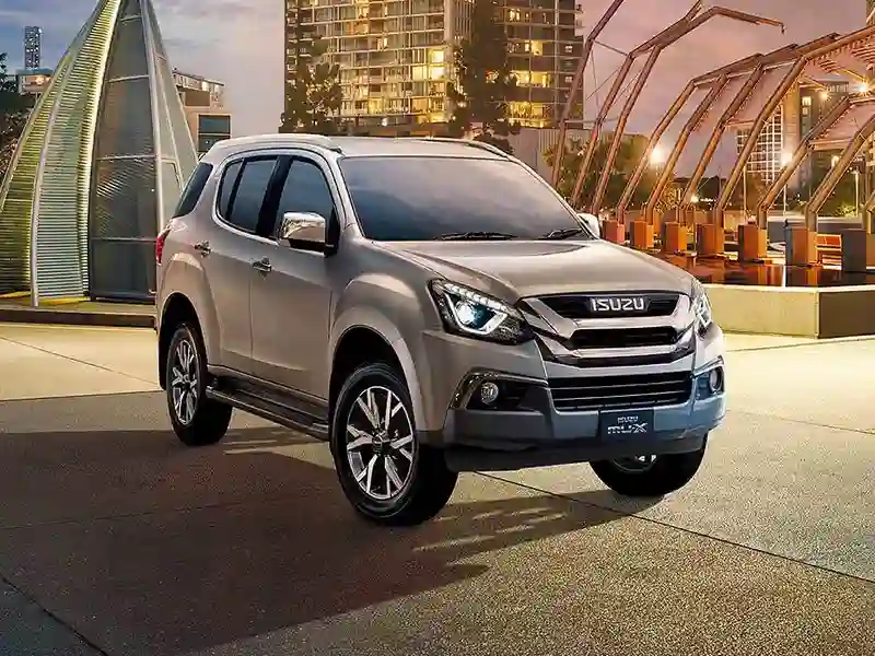 Eksterior ISUZU MU-X Indonesia autoini