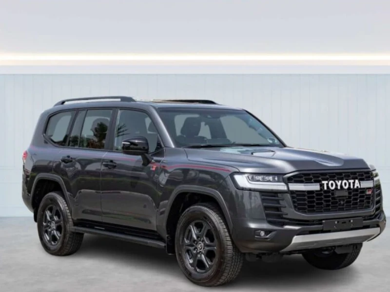 Toyota-Land-Cruiser-300-Series-Indonesia-autoini
