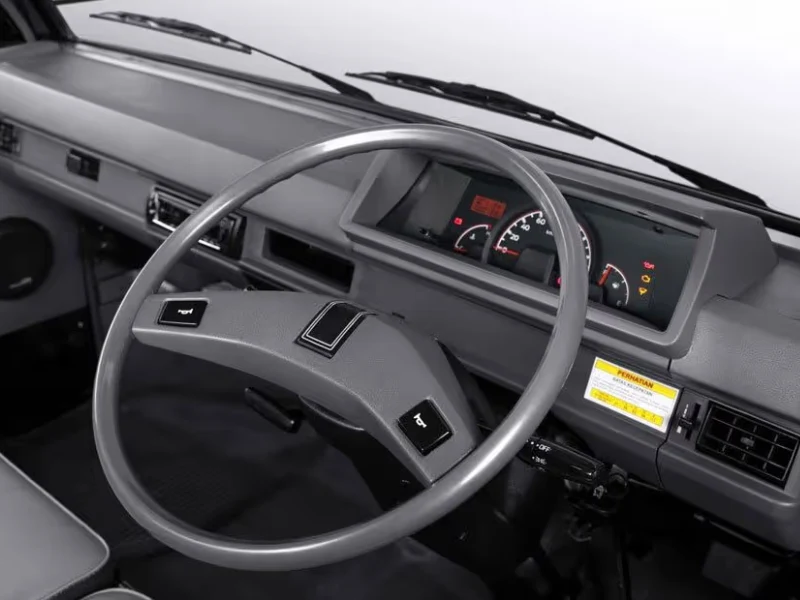 Mitsubishi-L300-Interior-Indonesia-autoini