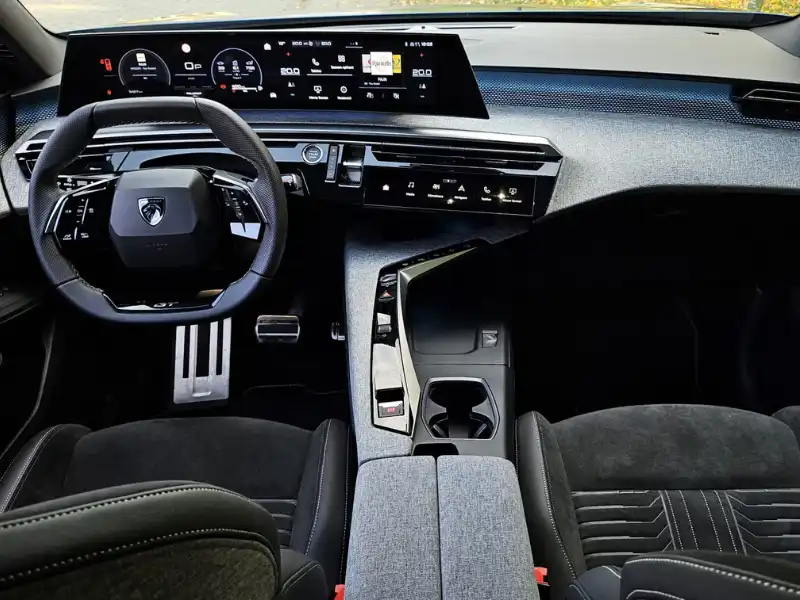 Peugeot 5008 2025 Interior Indonesia-autoini