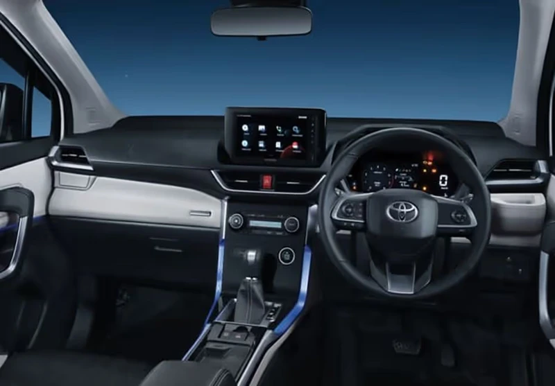 Toyota Veloz Interior Indonesia-autoini