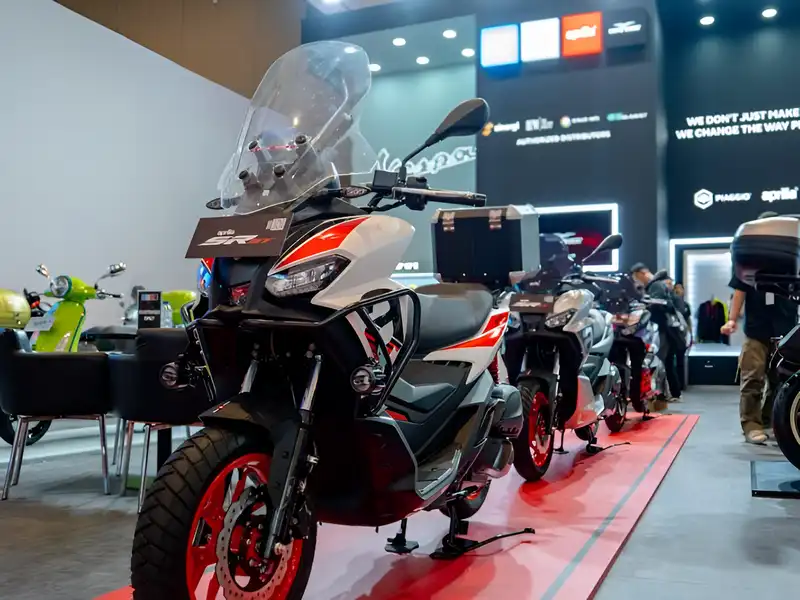 Aprilia SR GT 200 Sport Shows Off New Colors at IIMS 2025 Indonesia - autoini
