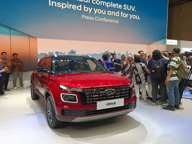 Hyundai Launches VENUE SUV at IIMS 2025 Indonesia - autoini