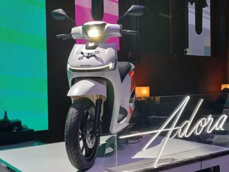 Indomobil Launches Adora Electric Motorbike Indonesia - autoini