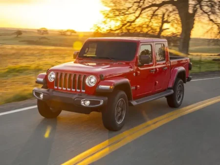 Jeep Gladiator 2025 Indonesia - autoini