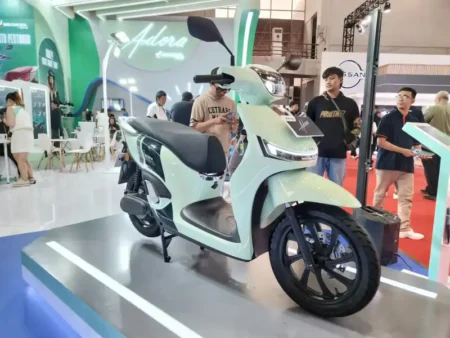 Adora Electric Motorcycles Get Hundreds of Orders at IIMS 2025 Indonesia - autoini