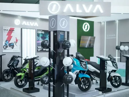 Alva to Build 200 SPKLU for Jakarta-Bali Electric Motorbike Trips Indonesia - autoini