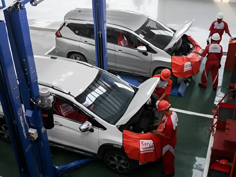 Mitsubishi Siapkan 60 Dealer Siaga untuk Layanan Libur Lebaran Mitsubishi Prepares 60 Standby Dealers for Eid Holiday Service Indonesia - autoini