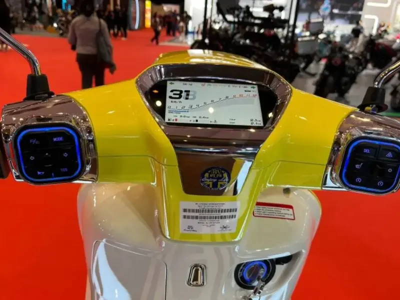 Kluster instrumen Royal Alloy GT2 Series 2025 di Indonesia - autoini