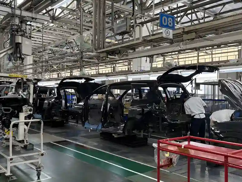 Suzuki Berinvestasi Lebih untuk Produksi Mobil Baru di Indonesia Suzuki Invests More for New Car Production in Indonesia - autoini