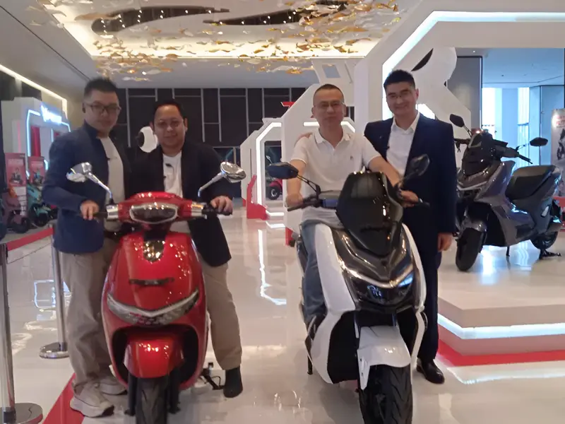 U-Winfly Launches New Electric Motorcycles with 120 Km Range