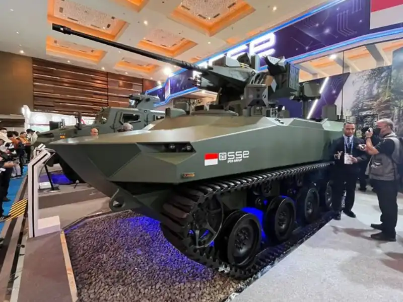 SSE Shows New Hybrid Tank and Military Vehicles at Indo Defense 2025 SSE hybrid light tank Indo Defense 2025 - autoini