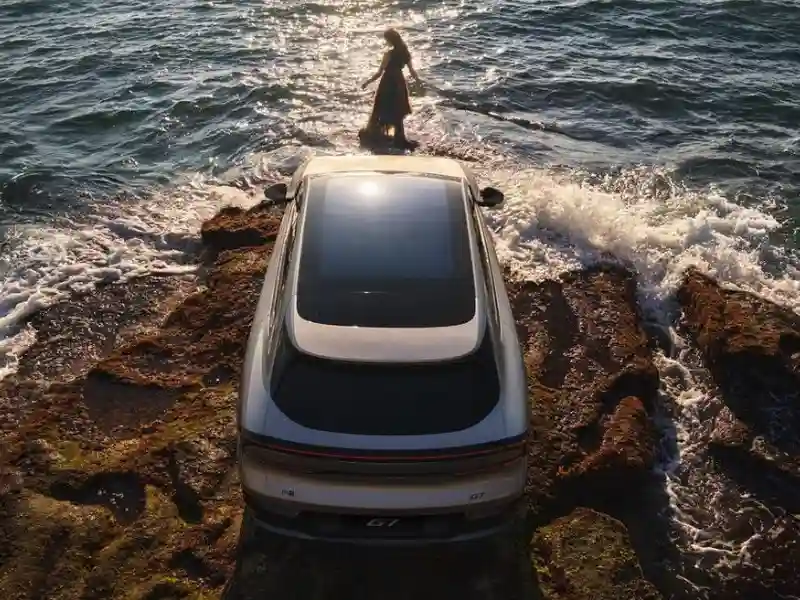 XPeng G7 electric SUV with sleek design and fast charging in China - autoini