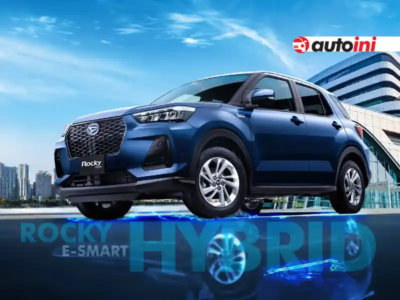 Daihatsu Rocky e-Smart Hybrid compact SUV